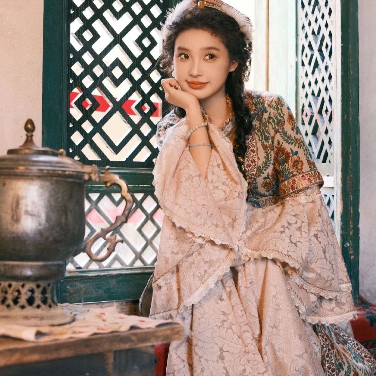 新疆新款维吾尔族公主民族服饰