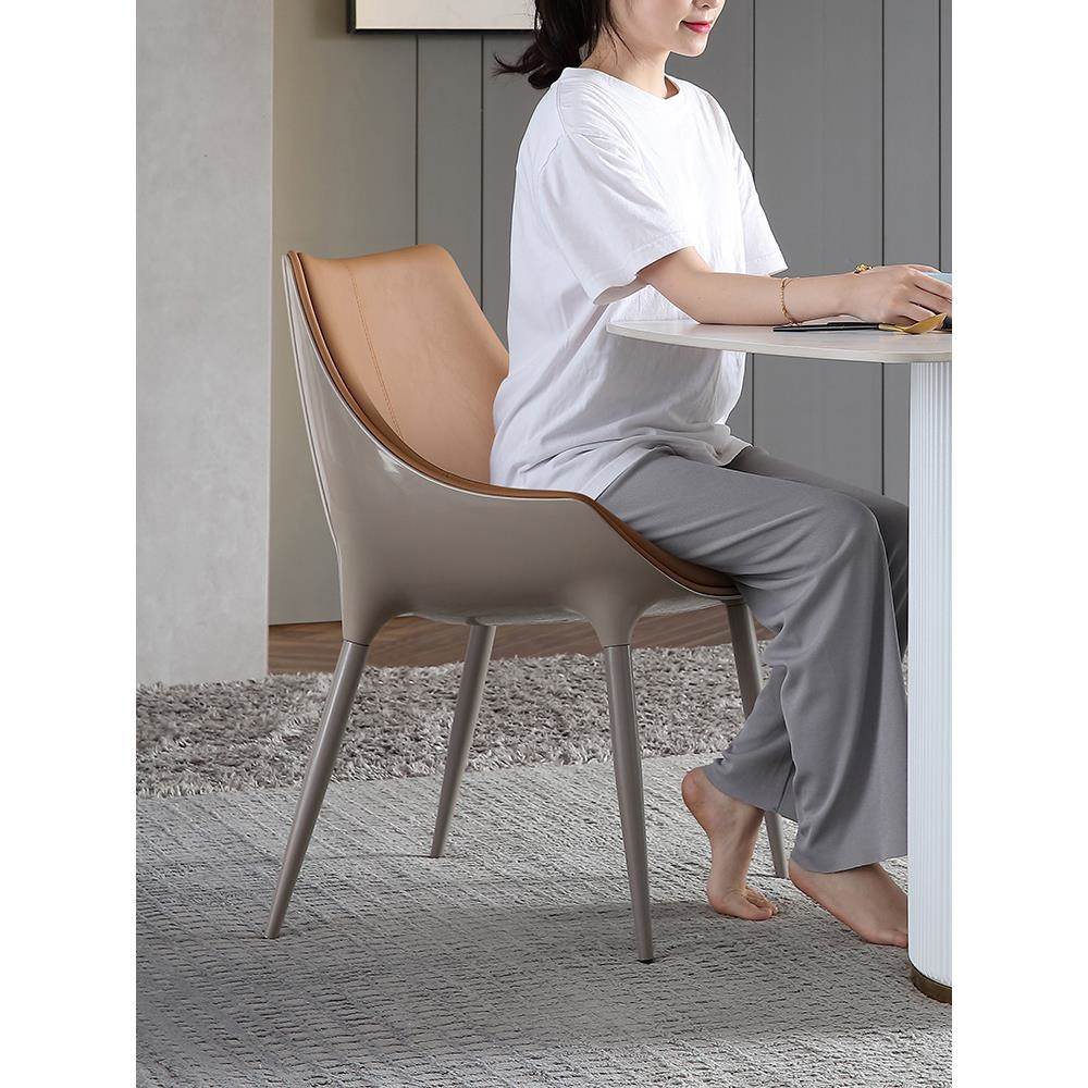 轻型豪华皮革餐椅意大利Normcore层牛皮经典现代设计师家高端餐厅