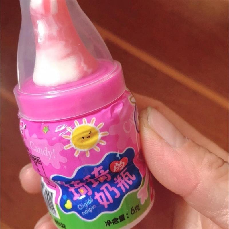 奶瓶糖奶嘴糖童年零食跳跳糖怀旧经典糖果新款网红零食不哭棒棒糖