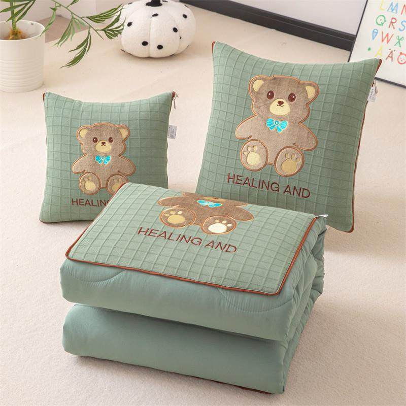 抱枕被子两用四季车载多功能汽车可爱折叠靠枕午休二合一夏凉被子