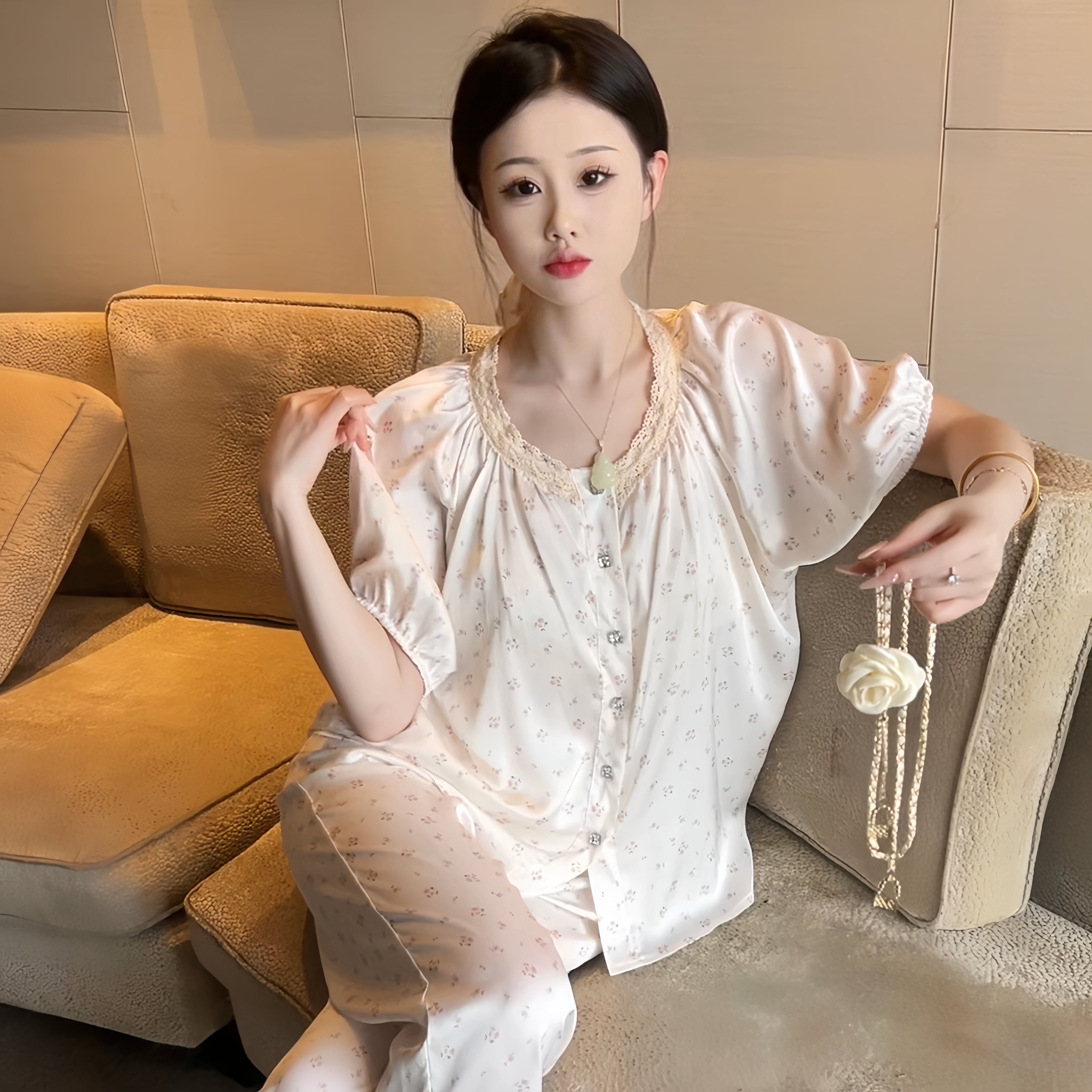 睡衣女夏季2026新款休闲柔软显瘦莫代尔睡裙吊带蕾丝高级家居外穿