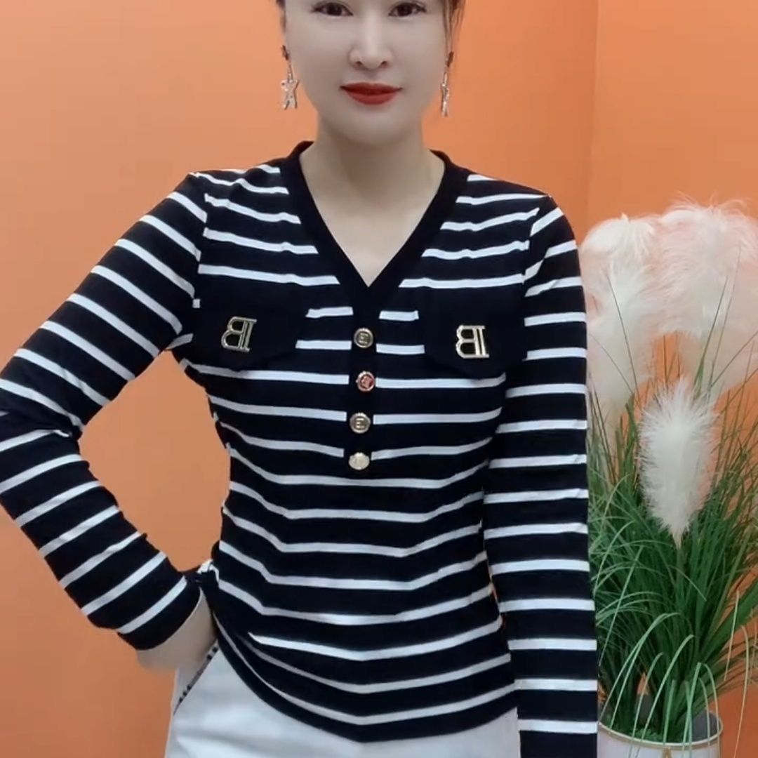 中年妈妈条纹显瘦大码减龄上衣女