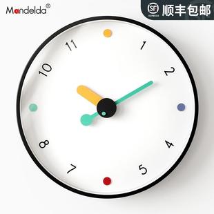 挂墙时钟静音轻奢风免打孔钟表客厅时尚 简约家用挂钟艺术个性