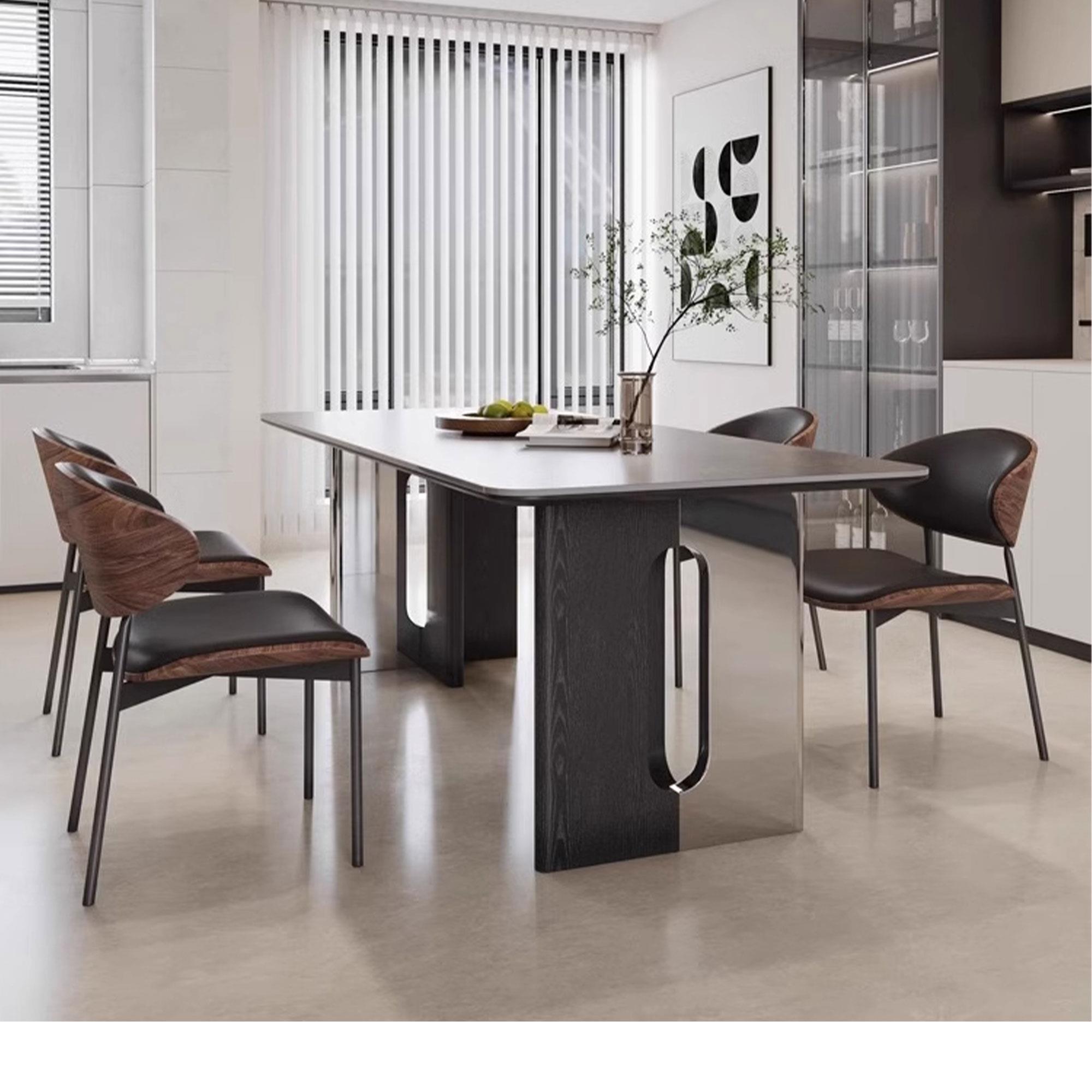 餐桌椅2024新款餐桌意式轻奢高级感黑色岩板长版全托现代简约家用