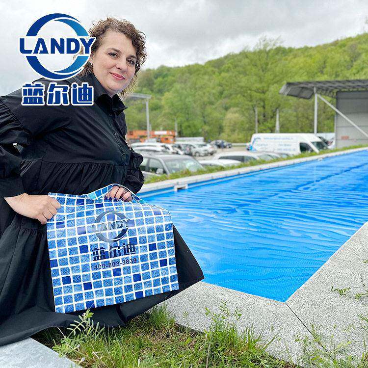 来图定制泳池罩抗UV耐氯游泳池保温膜PE薄膜气泡饱满防霉抗菌