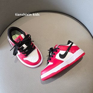 红色儿童鞋子春秋款2026新款男童运动鞋透气低帮女童板鞋新年红潮