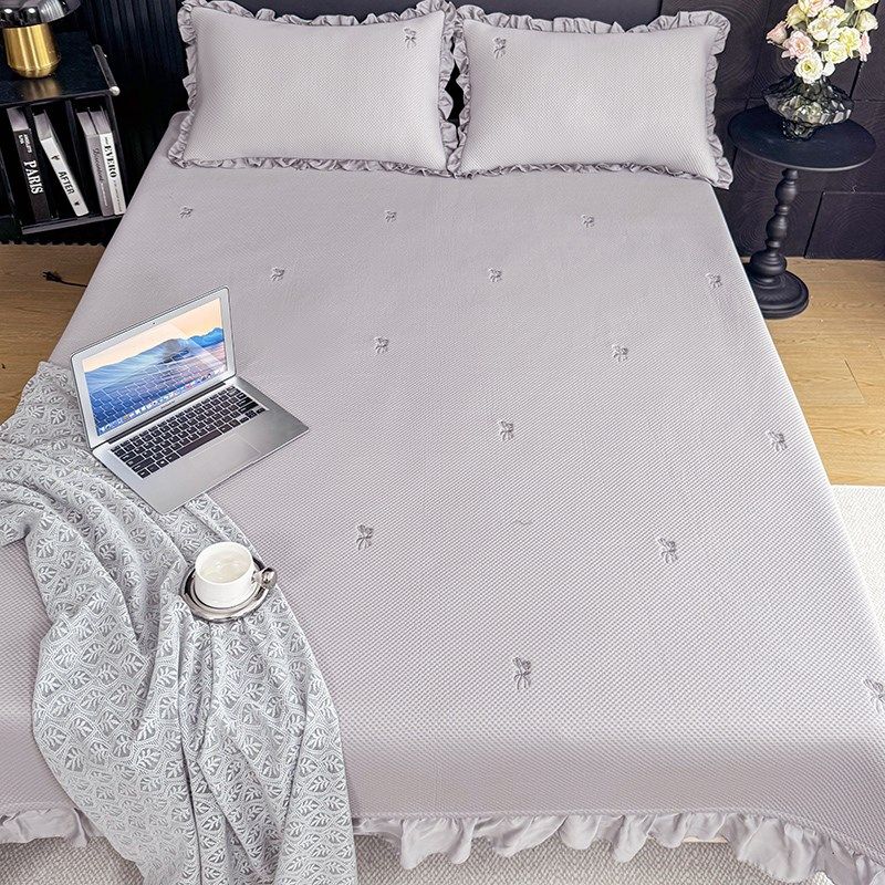 新款夏季冰丝凉席软席床裙三件套凉感床盖床罩单带裙边可折叠水洗