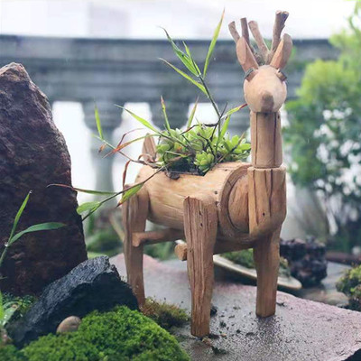 创意和个性化的原始生态民宿木制鹿斯堪的纳维亚家麋鹿迷你多肉花