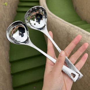 VE 18-10不锈钢一体成型火锅小汤勺打边炉漏勺长柄锤纹加厚盛汤勺