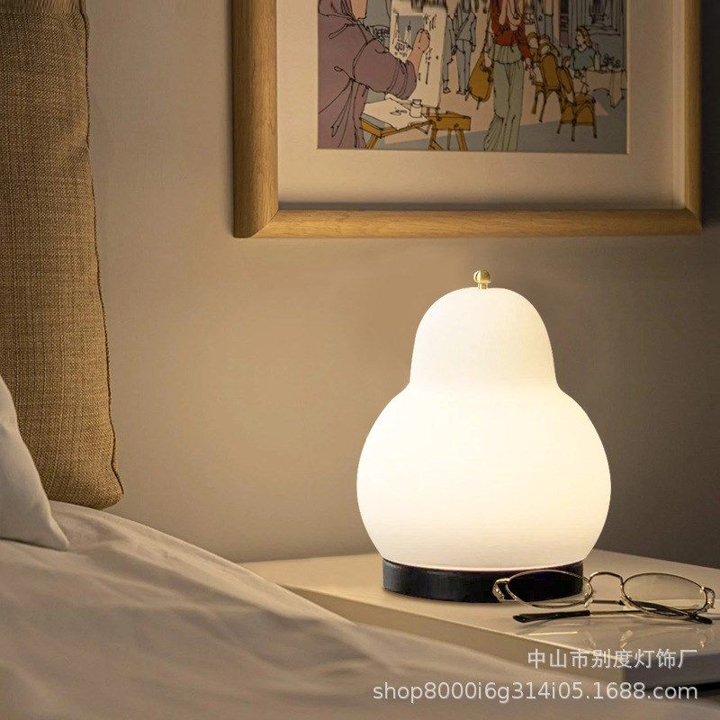 法式奶油玻璃梨子灯简约客厅卧室床头台灯氛围装饰充电触摸小夜灯