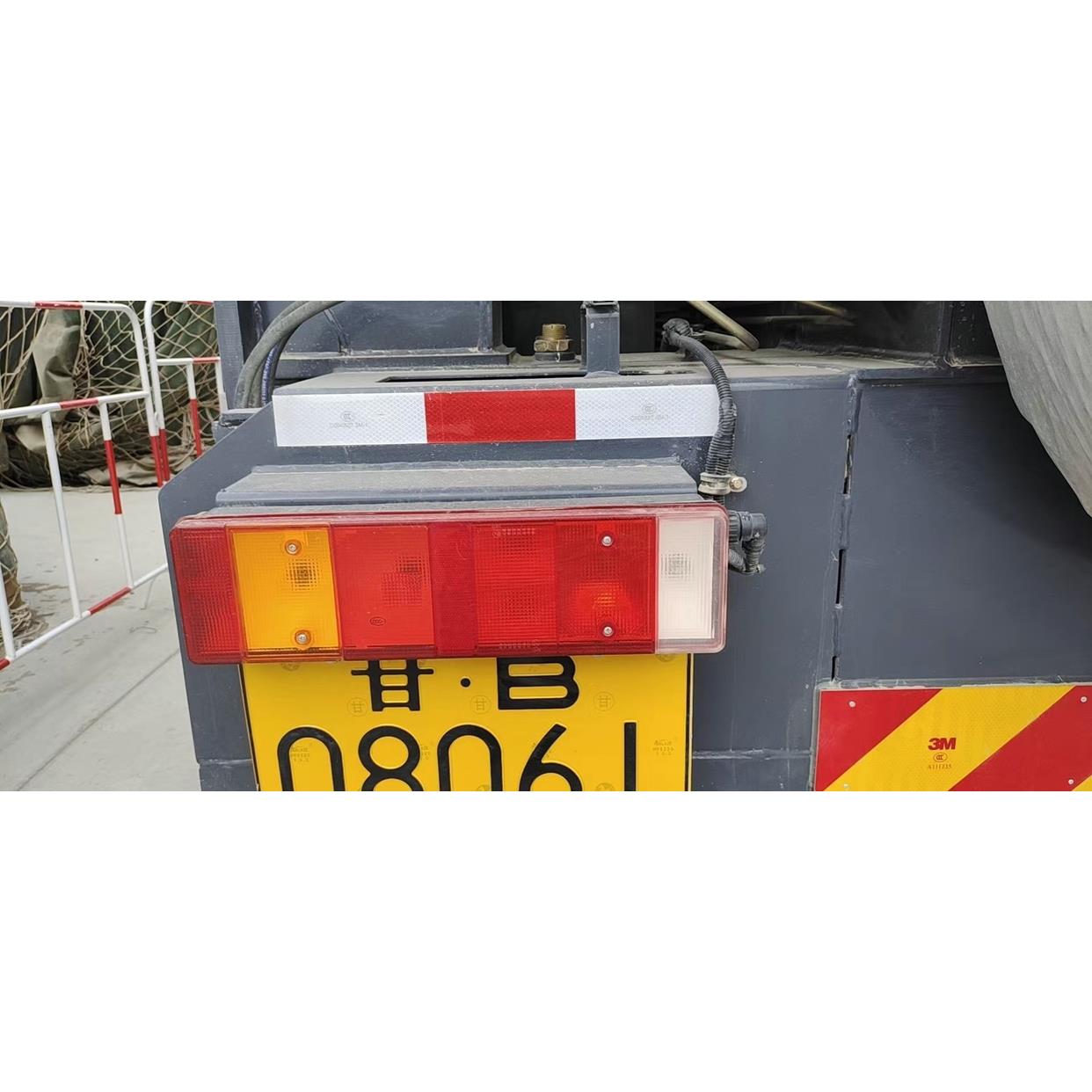 徐工吊车配件 原厂后尾灯 后组合灯 刹车灯 25k5d 25k5f 原厂