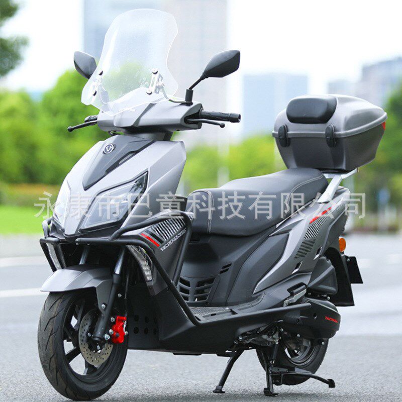 全新车国四电喷UY125摩托车水冷150cc轻便燃油助力踏板代步摩托车