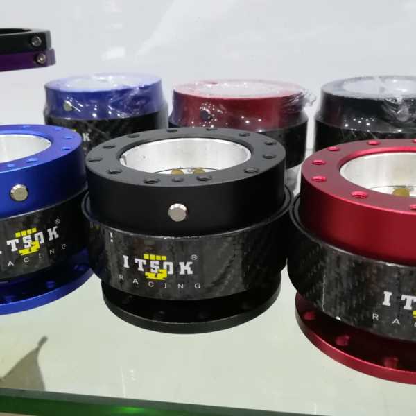 通用改装方向盘快拆器带安全锁垫小按钮解锁碳纤1t快拆器坚固