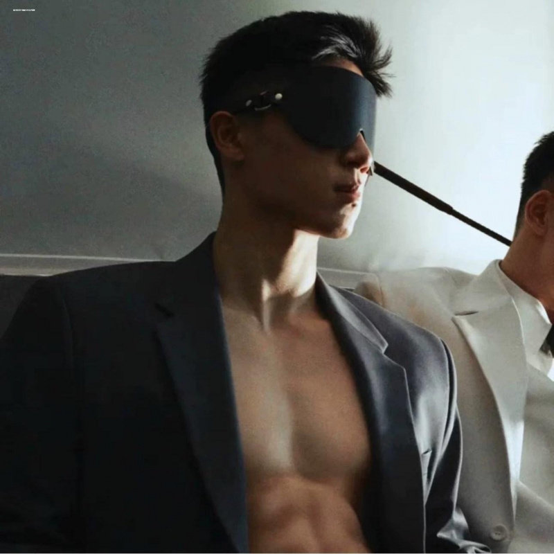 眼罩情趣性感黑色遮光蒙眼女友情调拍照道具铆钉皮革睡眠情侣眼罩