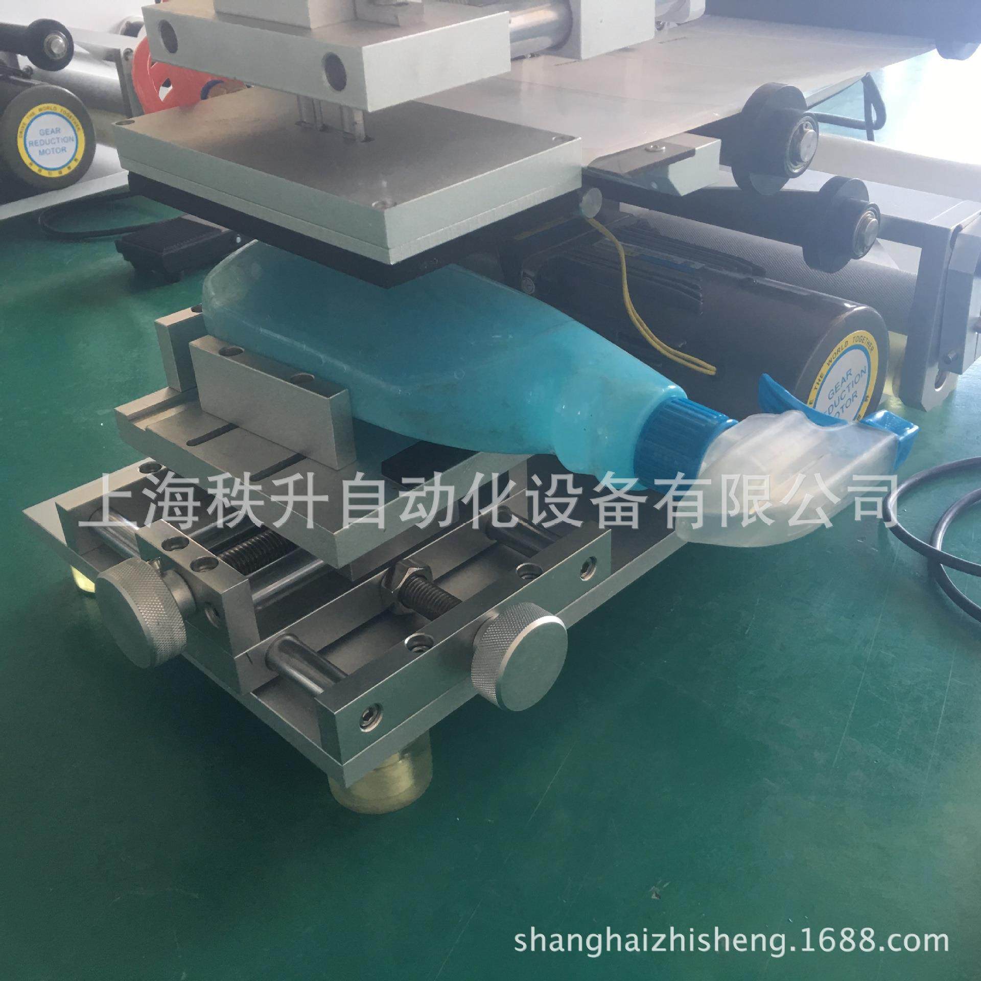 厂家供应清洁剂扁瓶贴标机 机油瓶贴商标洗发水贴标签机器,五金/工具,贴标机,淘宝优惠券,粉丝福利购,淘宝优惠卷