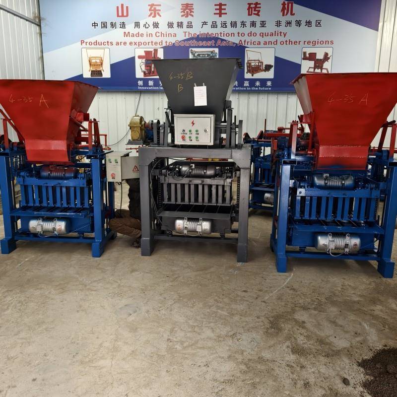 非洲无电地区农村家用柴油机制砖机 小型移动免托板水泥免烧砖机