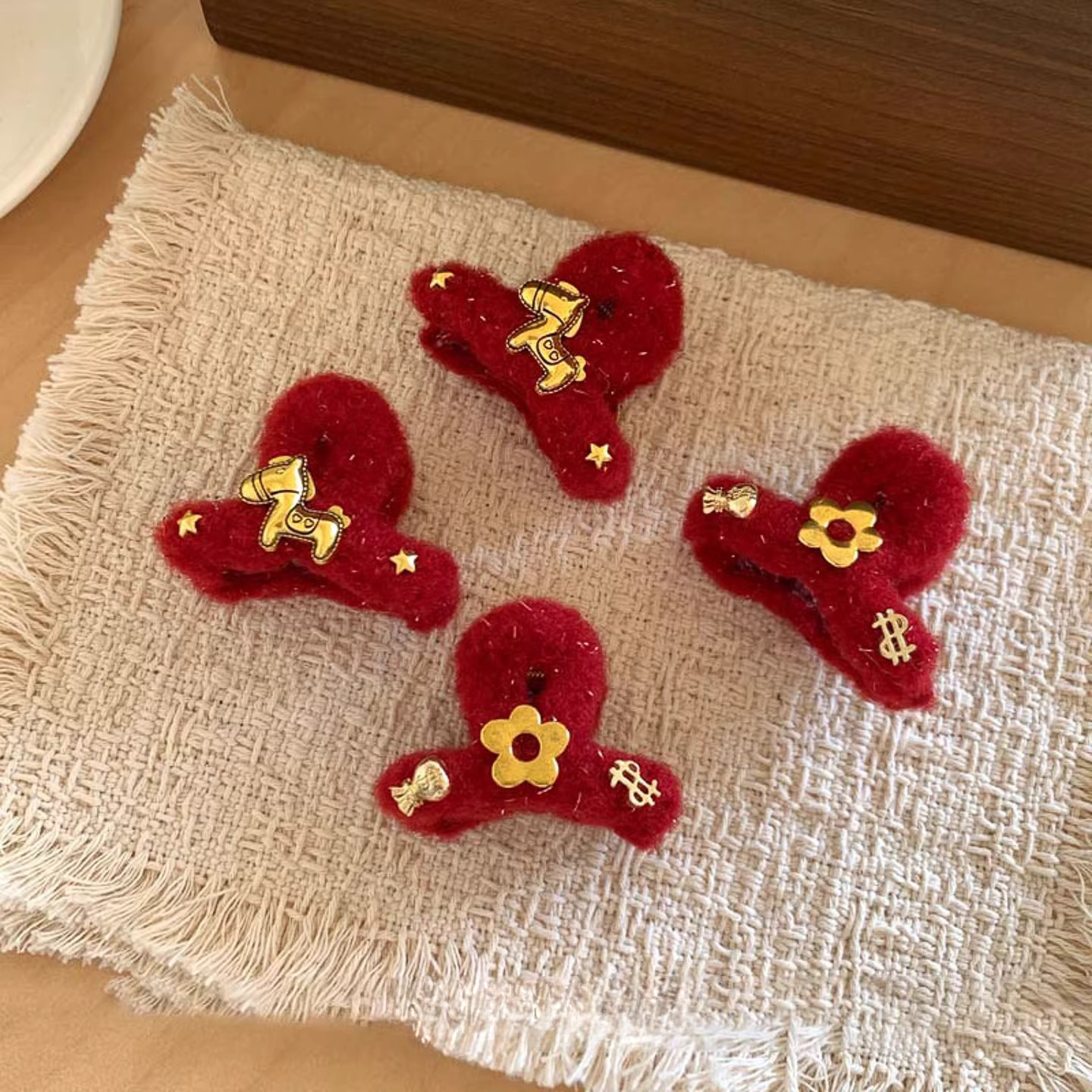 马年有钱花~红色系毛呢抓夹设计感花朵钱币刘海夹侧边夹小号发抓