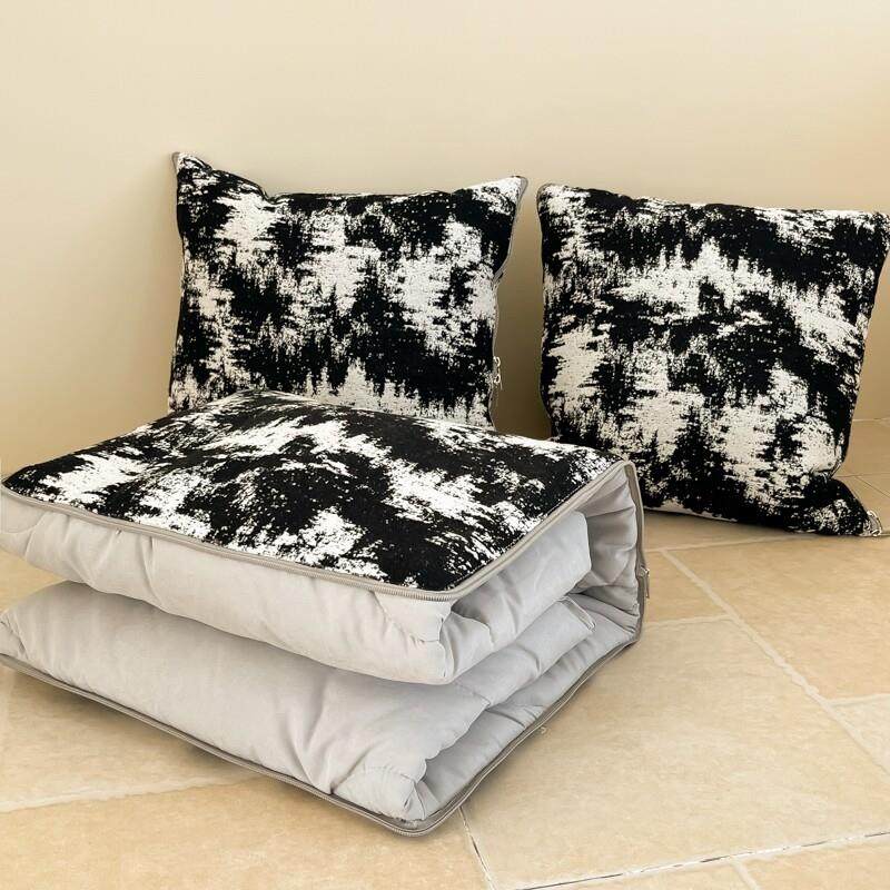 棉麻抱枕被子两用办公室午睡空调被二合一多功能车载靠垫可折叠夏