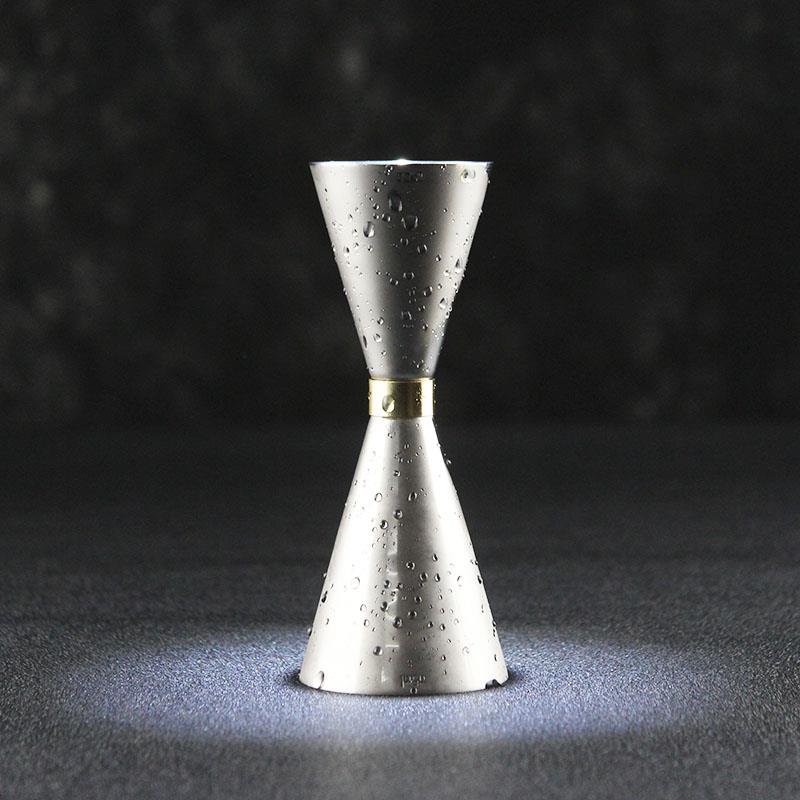 白酒不锈钢日式金环葡萄酒测量器鸡尾酒盎司调酒器与规模测量杯双