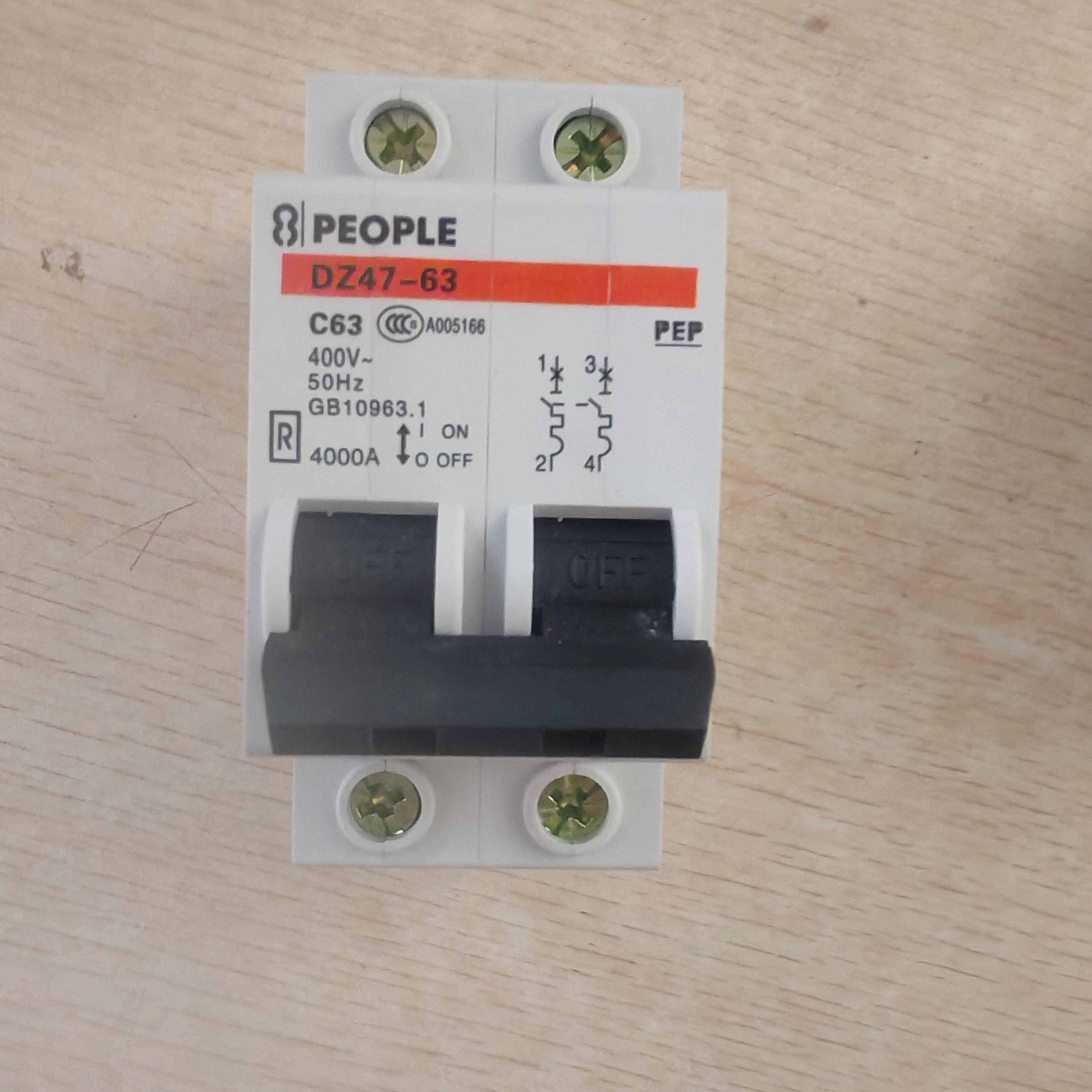 人民电器原厂空气开关断路器Dz47-63C63A