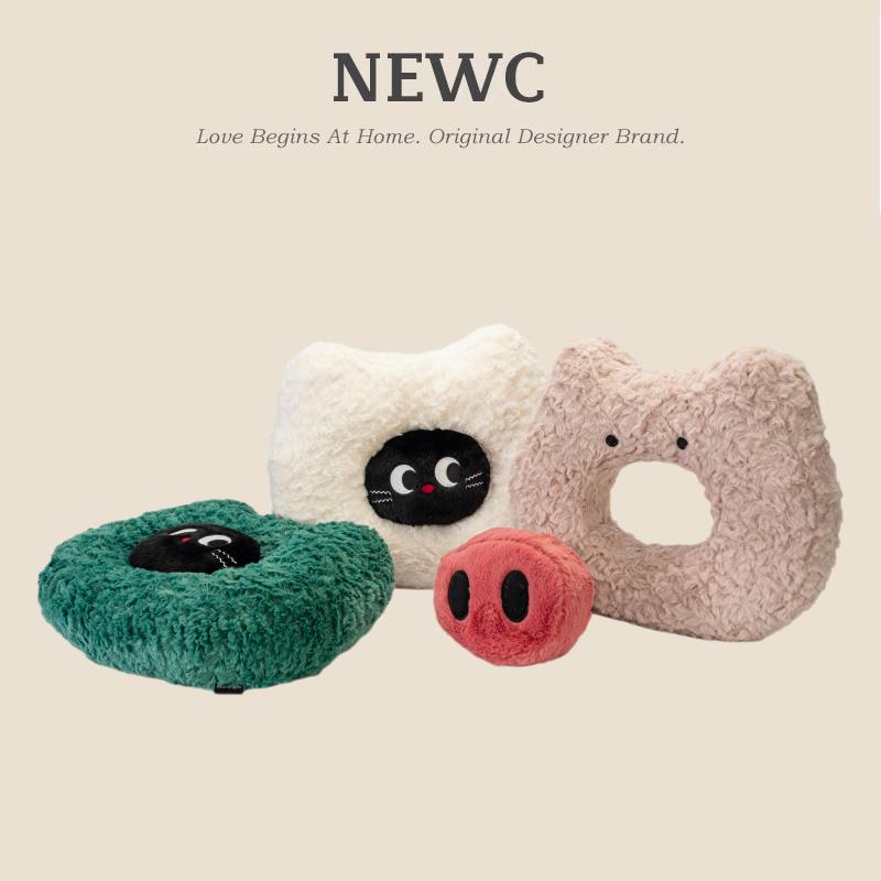 新辰优品可爱卡通创意毛绒枕头粉红绿猪猫羊娃娃生日礼物