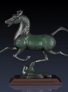 纯铜马饰品中式马踏飞燕饰品客厅家庭办公室动物饰品铜马礼品