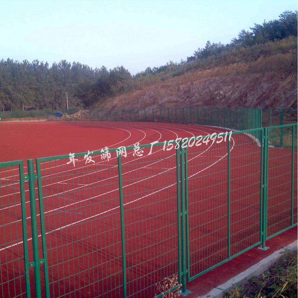 广佛工厂大量供应绿色铁丝网护栏现货疫情防控隔离围栏2m高