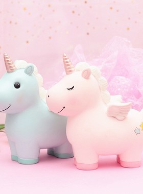 。存钱罐生肖马卡通可爱摆件少女桌面装饰精致树脂创意家居迷你