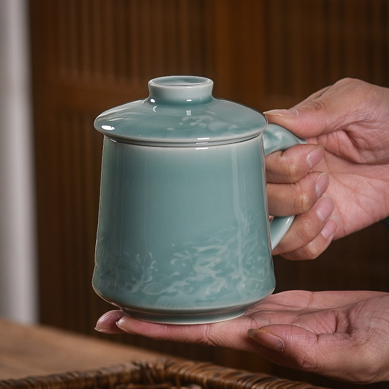 青瓷茶杯陶瓷带盖茶水分离过滤杯办公个人泡茶高档天青色水杯送礼图片