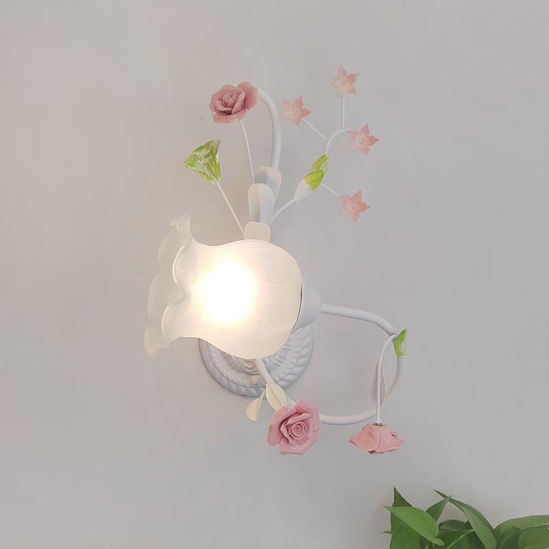 温馨卧室床头灯壁灯简约客厅餐厅灯婚庆粉色玫瑰田园铁艺花草灯饰