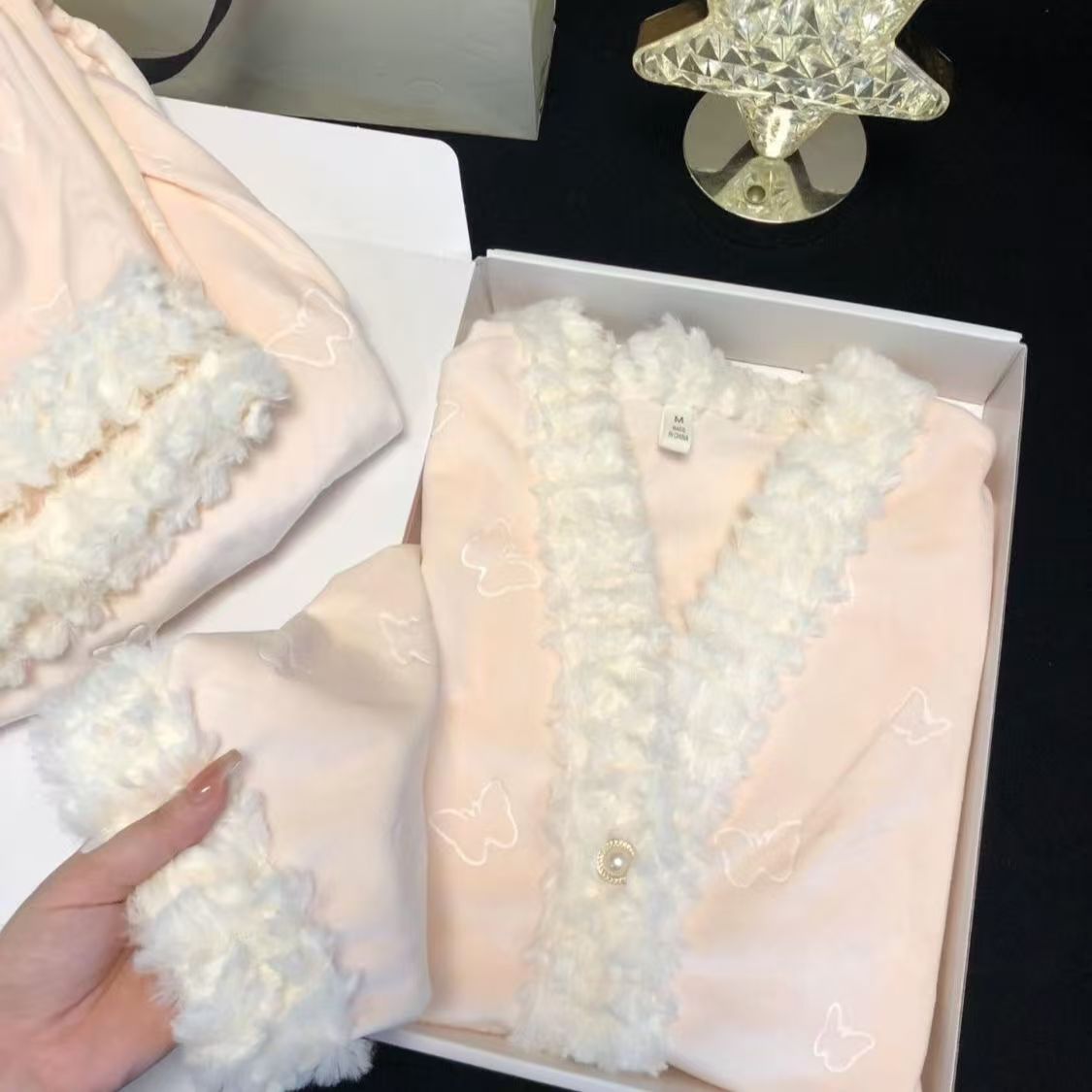 海岛绒睡衣女2025新款加绒家居服