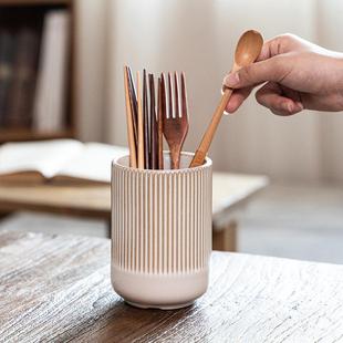 陶瓷筷子筒花瓶吉田成器白色笔筒收纳罐桶陶瓷罐子瓷器简约勺子筒
