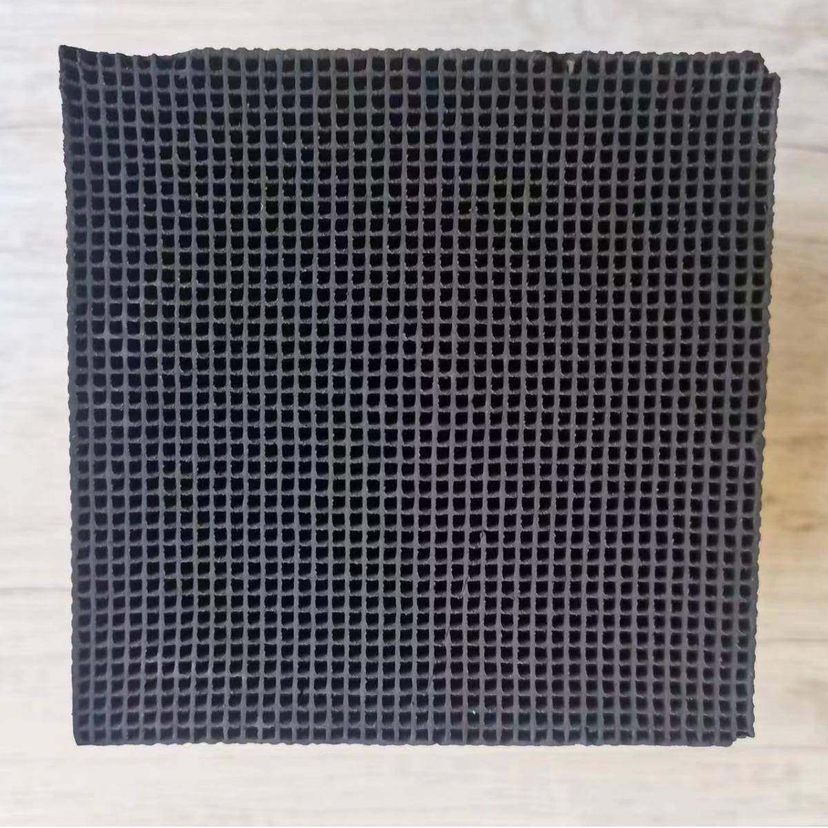 臭氧分解催化剂高强度抗毒性不怕水整体成型活性炭蜂窝