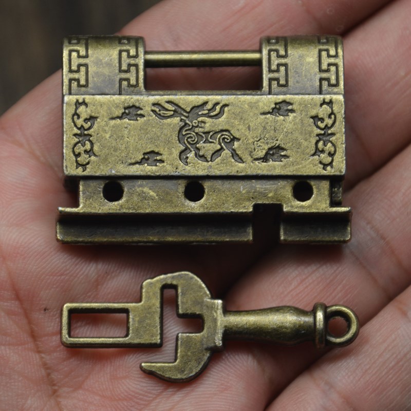 仿古做旧梅花鹿挂锁n复古迷你袖珍机关锁合金古锁老式木盒小锁钥