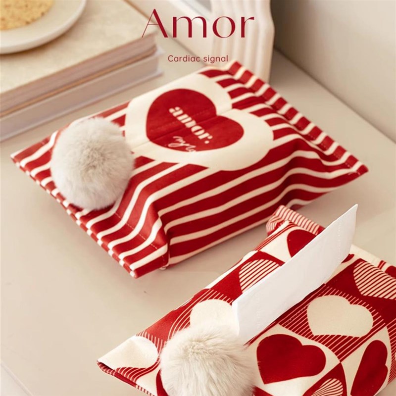 心动红色b爱心车载纸巾盒新年喜庆汽车用纸巾袋车内挂式抽纸盒