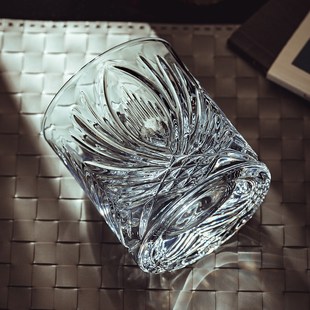 创意家用水晶玻璃白兰地洋酒啤酒杯子 高级感轻奢威士忌酒杯套装