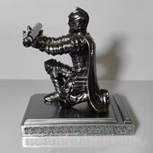 摆件办公骑士座笔创意女版 笔筒生日礼品创意