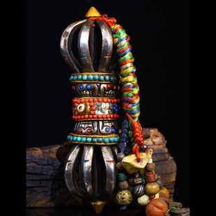 古玩收藏西藏古寺收老天铁彩绘镶嵌宝石天珠九股金刚杵法器摆件