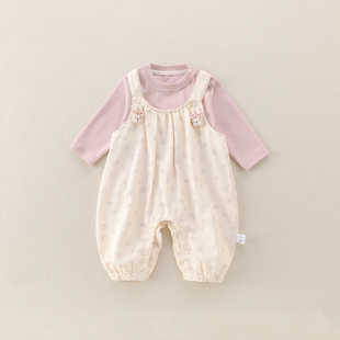 套装 婴儿衣服春季 背带裤 打底衫 小月龄外出服分体两件套 女宝宝春装