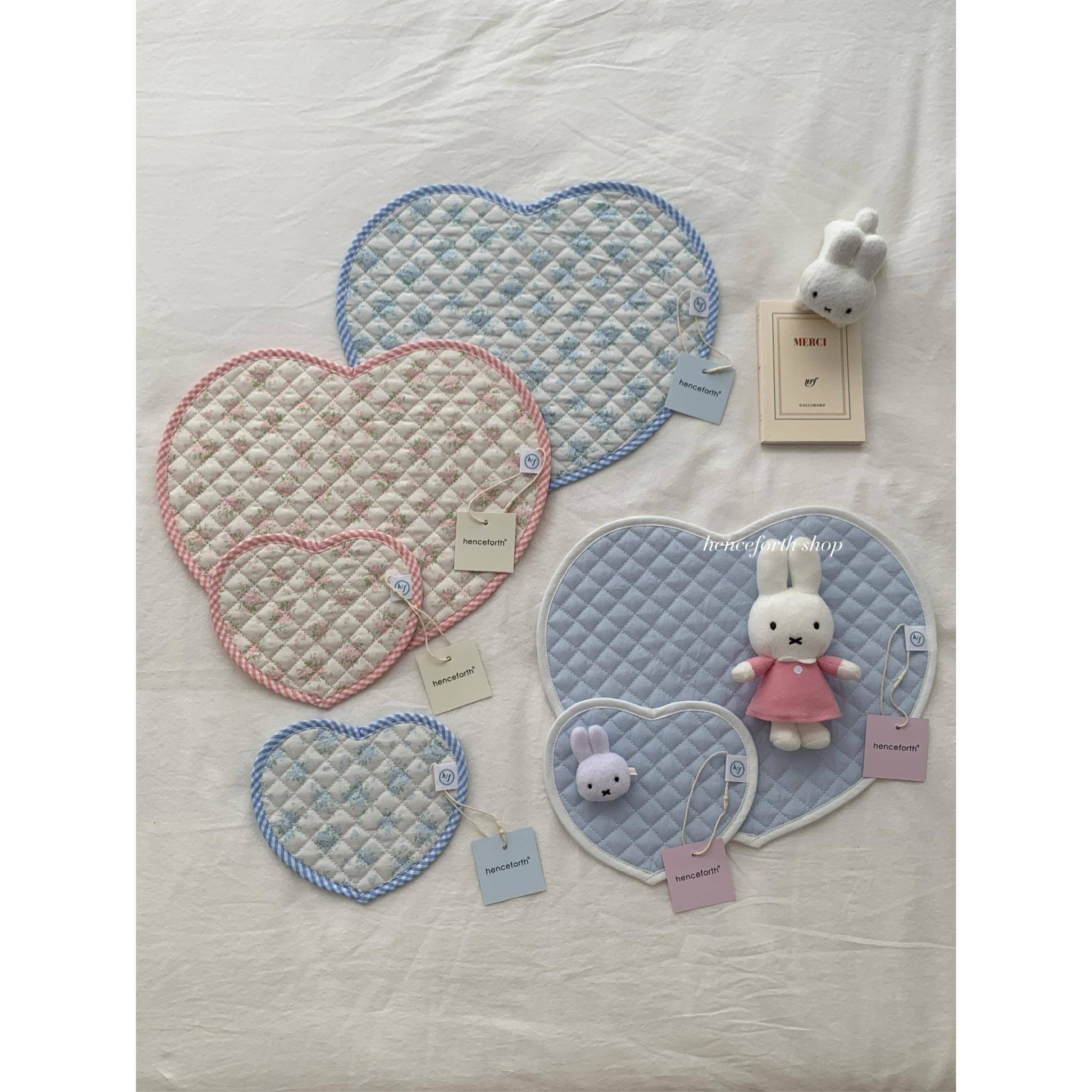 henceforth蓝色爱心绗缝杯垫桌垫桌面拍摄装饰垫子韩系ins碎花