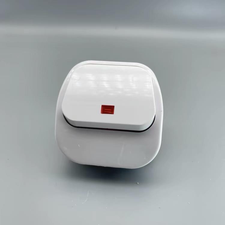 Gw家用电线插头接地线三针三相10A16A250V带开关和断电保险丝全铜