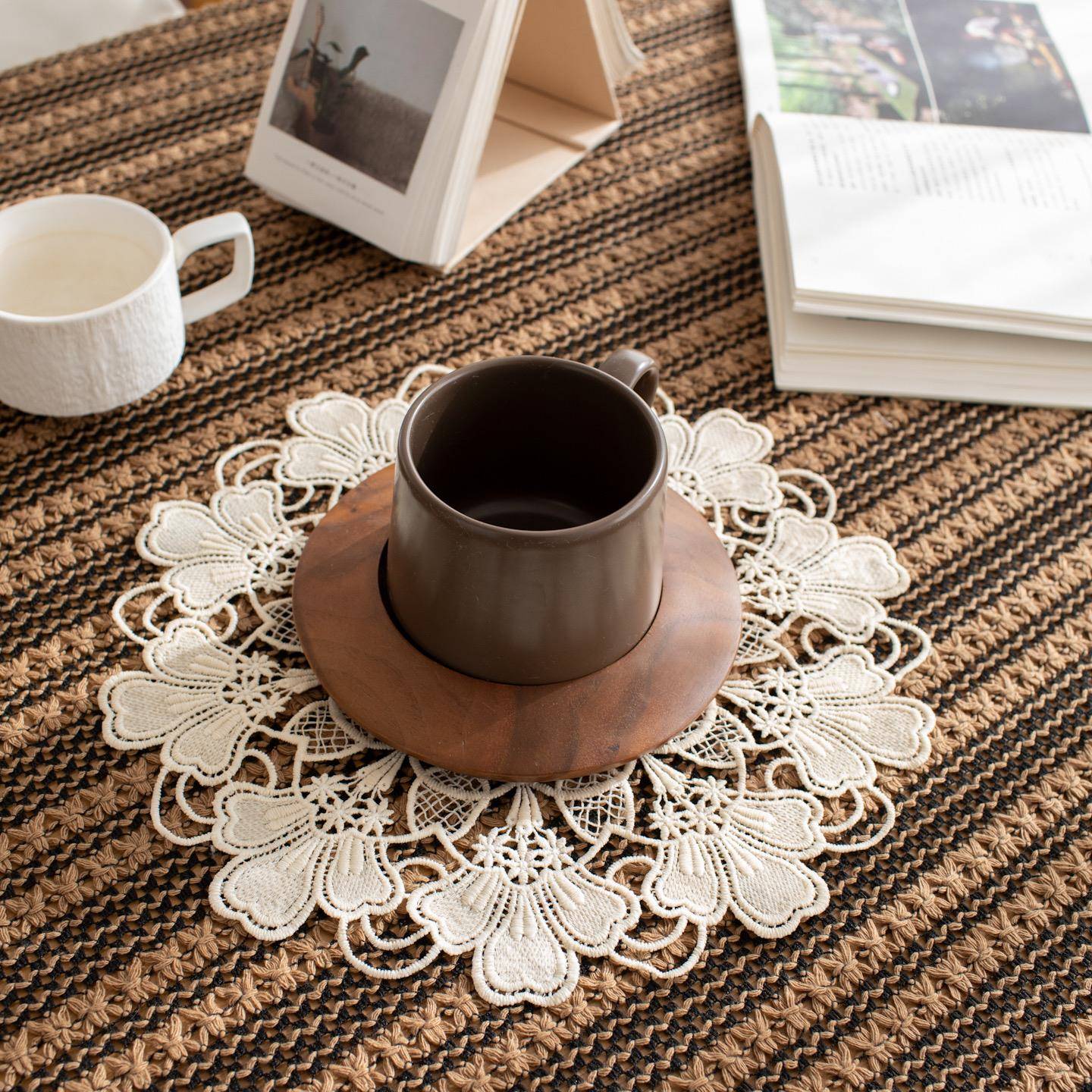 米色绣花餐垫 ins风蕾丝刺绣餐桌垫 圆形方形文艺小清新拍照道具