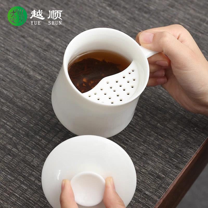 羊脂玉白瓷月牙茶杯带过滤办公杯家用喝茶泡茶杯茶水分离杯子定制
