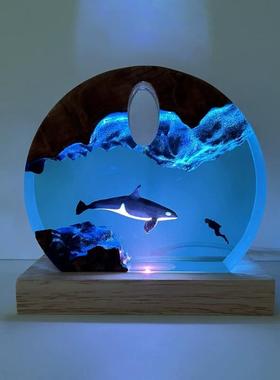 实木树脂水下世界虎鲸潜水员气氛夜灯圣诞创意礼品装饰品