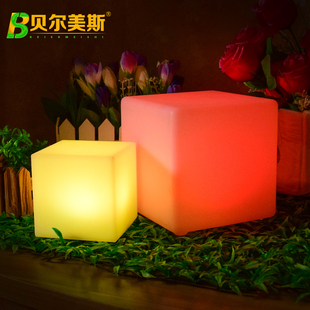 户外led发光家具茶几酒吧桌椅组合方凳KTV立方体凳子七彩吧台凳