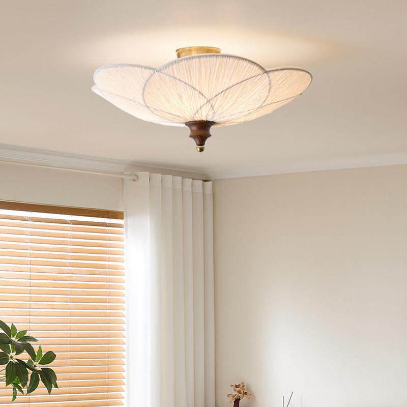 中古风日式侘寂花瓣吸顶灯法式复古主卧现代中古简约客厅布艺灯