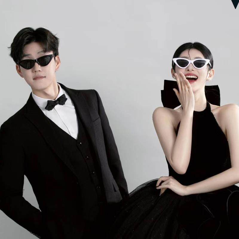 情侣写真个性拍照墨镜婚纱摄影道具黑色主题三角猫眼眼镜造型装饰