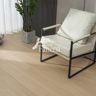 厂家直销木地板家用纯实木新三层15mm多层复合原木色地暖橡木皮面