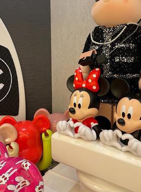 米Q米N半胸比心可爱高级感摆件模型潮玩客厅玄关软装情侣送礼物