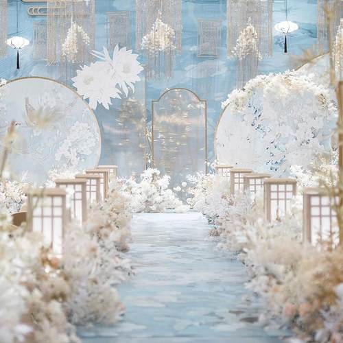 婚庆道具新中式宫灯原木路引梅花灯笼方柱结婚礼舞台迎宾道具摆件